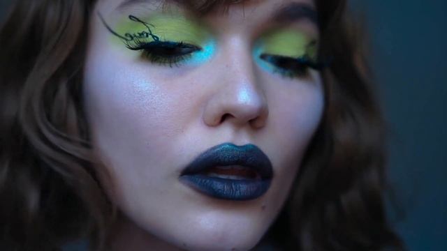 ЗЕЛЕНЫЙ НЕОН | макияж от Darya Key смотреть онлайн