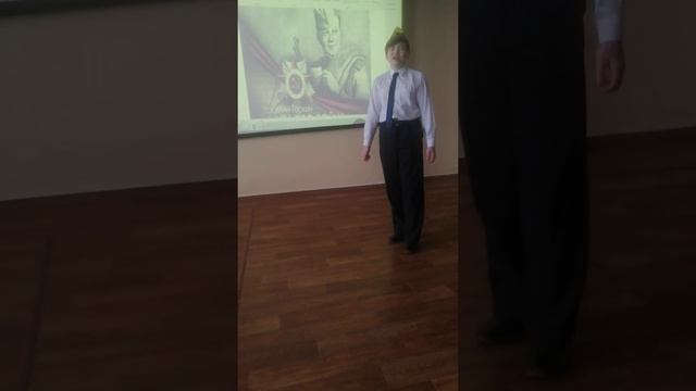 Отрывок из поэмы Александра Твардовского «Василий Теркин О герое» смотреть онлайн