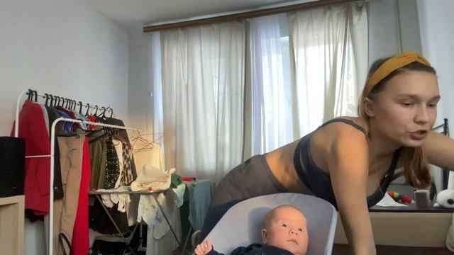 минимум одежды для новорожденного | как не купить лишнего | разбираю детские вещи смотреть онлайн