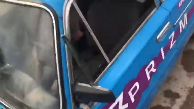 17-й автомобиль , голубая ваз 2106 , г/н Т 133УА 34