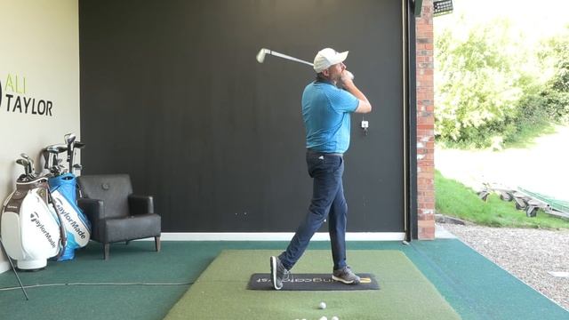 The MAGIC Move For An Effortless Golf Swing You Should Be Using But Aren't смотреть онлайн