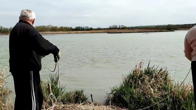 Ловим на поисковый магнит, нашли "Рыбное место" смотреть онлайн