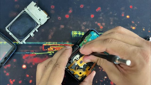 Exploring the Nostalgic Innards: Vintage Canon Powershot A495 Teardown for Camera Enthusiasts смотреть онлайн