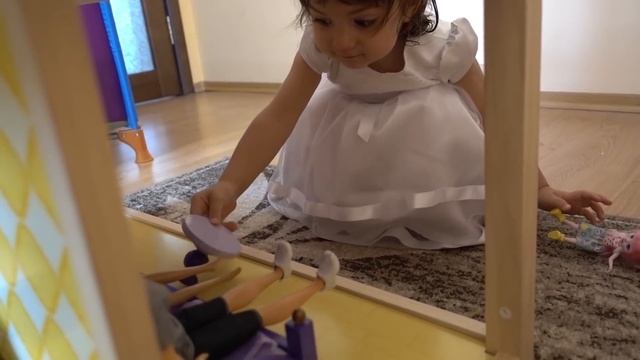 VLOG День рождения Алисы. 2 годика. Часть 1. Дарим подарки смотреть онлайн