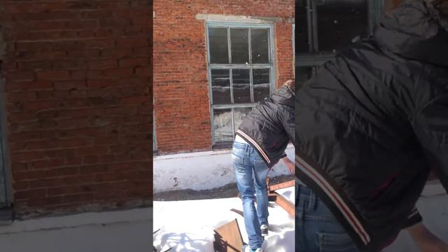 Лед на крыше) смотреть онлайн