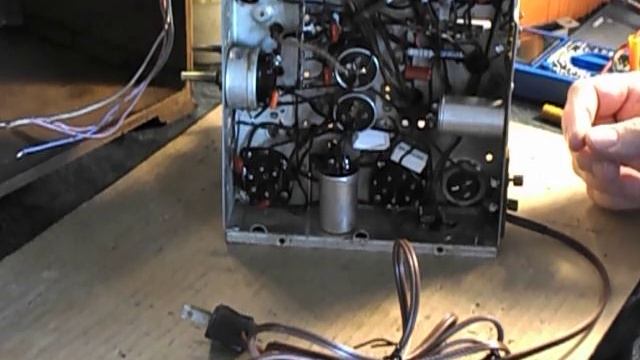 1934 Crosley Fiver (5M3) junior tombstone radio rebuild смотреть онлайн