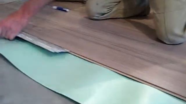 Укладка ламината // тонкости и на что обращать внимание смотреть онлайн