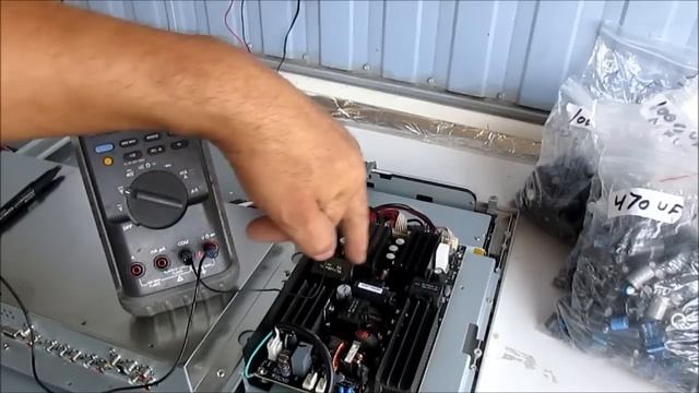 REPARACION DE UN TV. AKAI LCT 3201AD VIDEO # 1 DE 2 смотреть онлайн