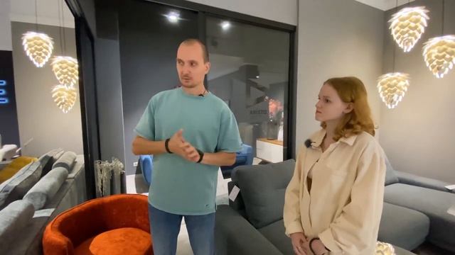 Девушка выбирает диван. Как выбрать диван и не пожалеть смотреть онлайн