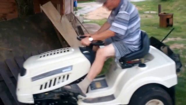 Пьяный Паша и газонокосилка смотреть онлайн