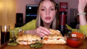 MUKBANG | Круассаны с рыбой, курицей, ветчиной | Croissants with fish, chicken, ham не ASMR