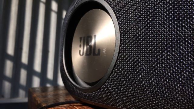 JBL link 300 Wavy Bass test смотреть онлайн
