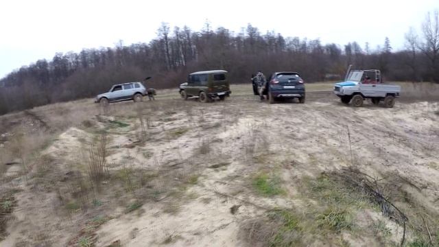 ЛуАЗ 969М в Песке и на бездорожье. Обзор легендарного внедорожника смотреть онлайн