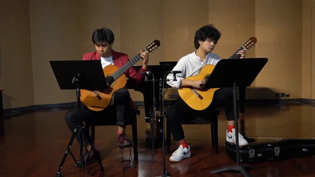 libertango : Astor Piazzolla ( Guitar Duet ) смотреть онлайн