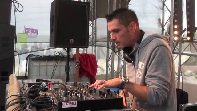 Sean Tyas plays Nu Nrg - Free Fall Luminosity Beach Festival 2012 смотреть онлайн