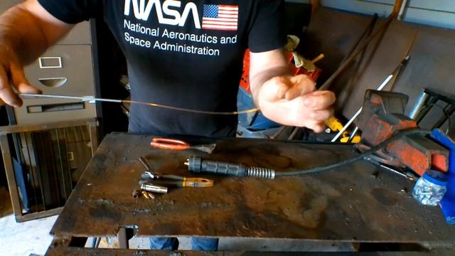 Mig Welder Wire Stuck In Liner смотреть онлайн