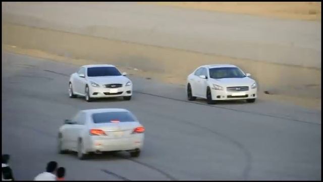 Infiniti G37 Coupe VS Maxima in ksa смотреть онлайн