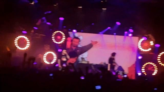 Слава КПСС & Замай - Мальчик в Balenciaga (Live) 25.06.2022. Санкт-Петербург. клуб Акакао смотреть онлайн