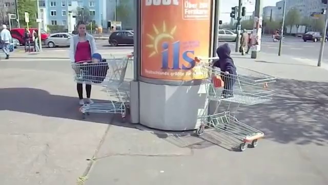 Необычная карусель 