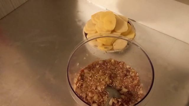 КАРТОФЕЛЬНАЯ ЗАПЕКАНКА С МЯСНЫМ ФАРШЕМ! Это очень вкусно! Картофель с фаршем в духовке! смотреть онлайн