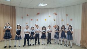 вок.гр. "Позитив" "Учителя мы нарисуем вам огромной небосвод"