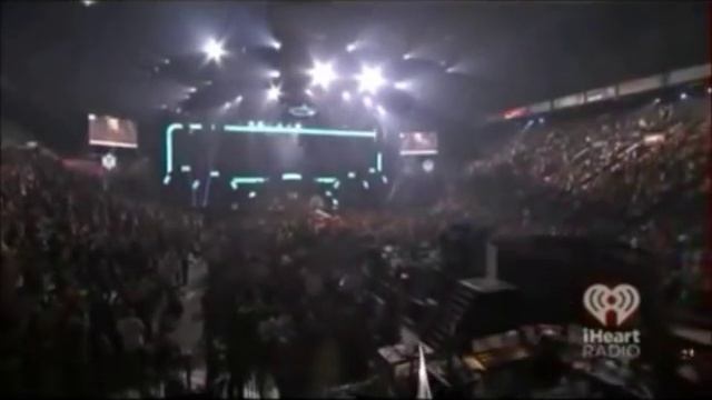Green Day 1 Minute Left To Play смотреть онлайн