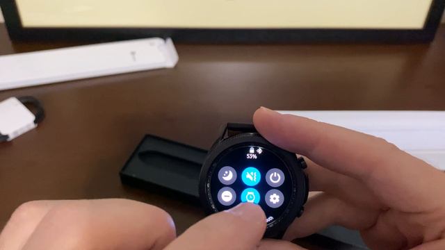 Samsung Galaxy Watch 3 unboxing, pairing and all stock watch faes смотреть онлайн