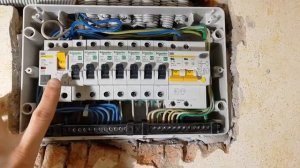 Электромонтаж в квартире. Бюджетный электрощит.