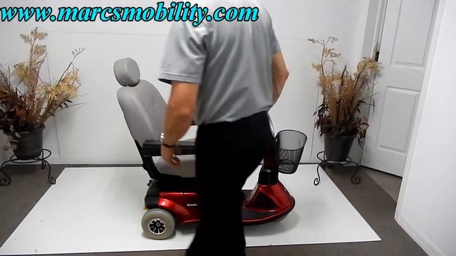 Pride Sundancer with Seat Lift - Used Small Compact Scooter смотреть онлайн