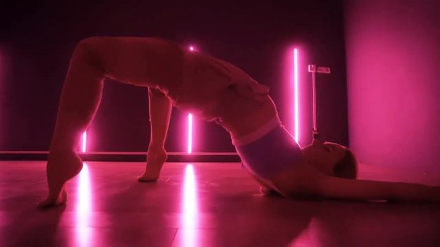 Ксения Минаева - Я слышу | Choreo by Anna Kempi смотреть онлайн