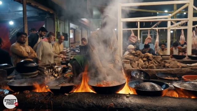 Hyderabad ka Salateen | Mutton Karhai & Namkeen | Hala Naka ki Namak Mandi | Pakistani Street Food смотреть онлайн