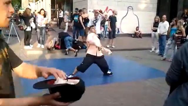 Хип-хоперы на Крещатике смотреть онлайн