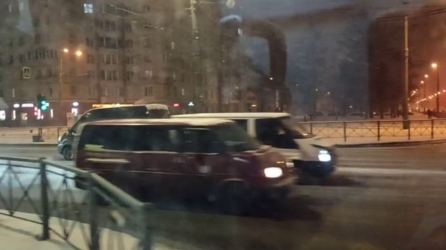 Трамвай метро пешком в Питере смотреть онлайн