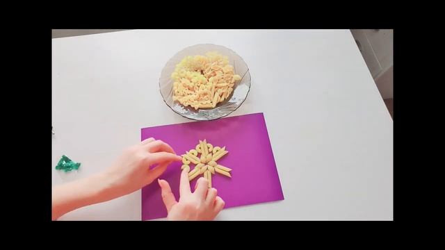 Снежинка из макарон смотреть онлайн