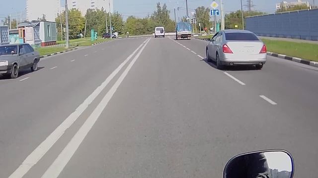 музыка на мотоцикле ямаха .MOV смотреть онлайн