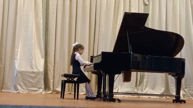 Скрябина Элина 9 лет А . Гедике " Танец" смотреть онлайн