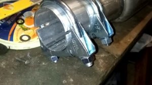 Рено Логан - резонатор прямоток не от Москвича.