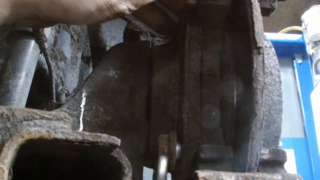 RENAULT LAGUNA REAR BRAKE DISC AND BEARING REPLACMENT смотреть онлайн