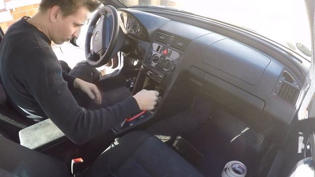 Mercedes-Benz | W202 Umbau Auf 2 DIN | Neues Radio | Ichbinsjetzt Tuning