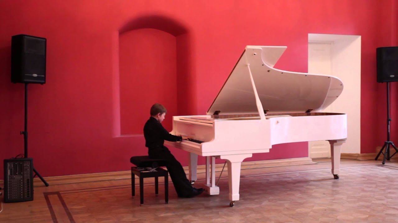 Концерт лауреатов IX Фестиваля имени Эдварда Грига смотреть онлайн