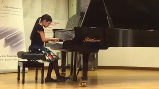 Münevver Aliyeva . Haydn sonata no.11 in B flat major смотреть онлайн