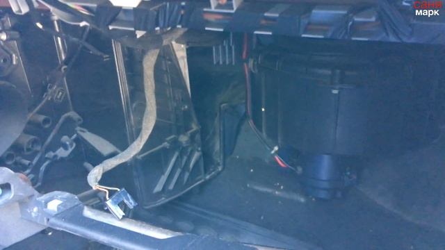 Opel Astra H как заменить салонный фильтр, процесс