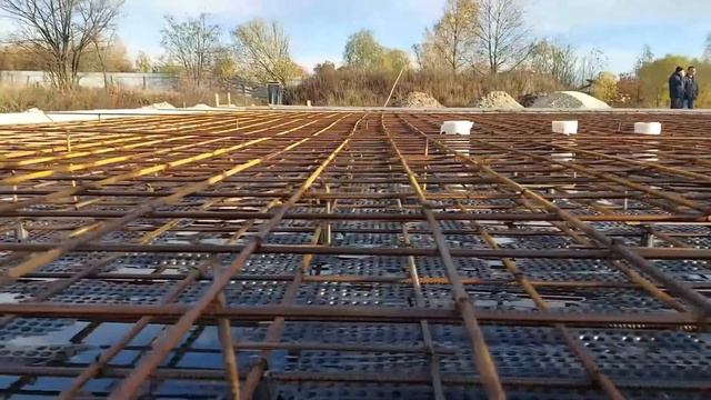 Бетонируем фундамент. От Разлива до прочной фундаментной плиты. смотреть онлайн