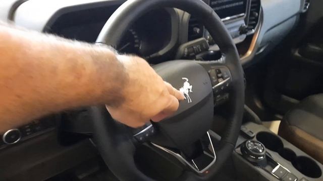 Обзор Ford Bronco Sport Badlands смотреть онлайн