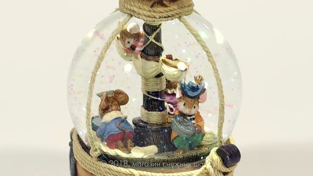 Стеклянный снежный шар Свистать всех наверх! смотреть онлайн