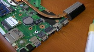 Ремонт ноутбука: пайка микросхемы в QFN корпусе.