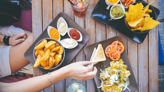 Der WICHTIGE Unterschied zwischen DIABETES TYP 1 und TYP 2. смотреть онлайн