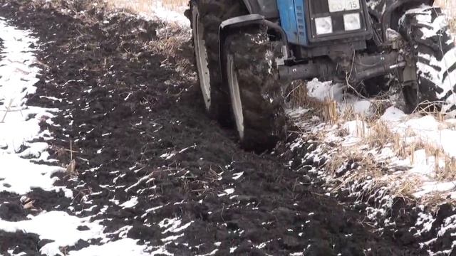 Там где плуг ПЛН-3-35 бессилен и забивается, выручит плуг ПС-3-40. Не верите - смотрите! смотреть онлайн