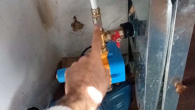 Как подключить ванную, стиралку и бойлер без центрального водопровода в селе смотреть онлайн