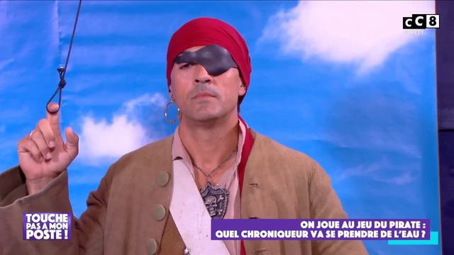 Le jeu du pirate : Quel chroniqueur va se prendre de l'eau...ou autre chose ? смотреть онлайн
